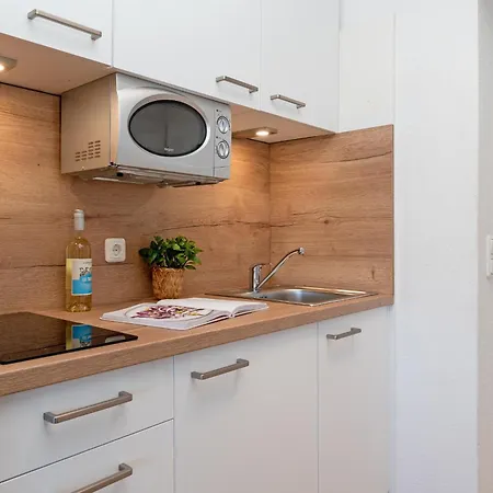 Am Suedstrand I Daire Burgtiefe auf Fehmarn